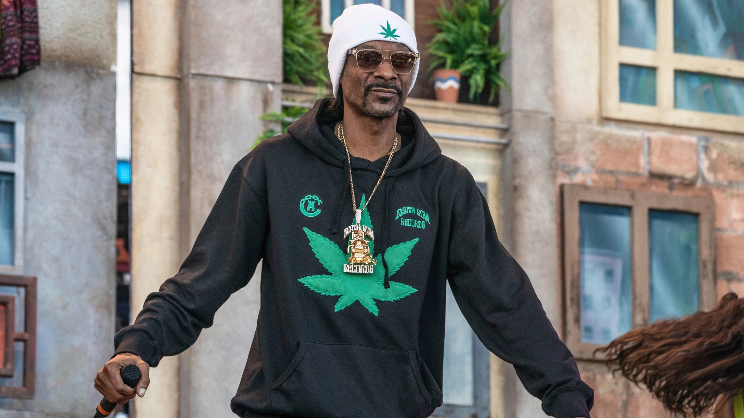 Snoop Dogg Announces “High School Reunion Tour”